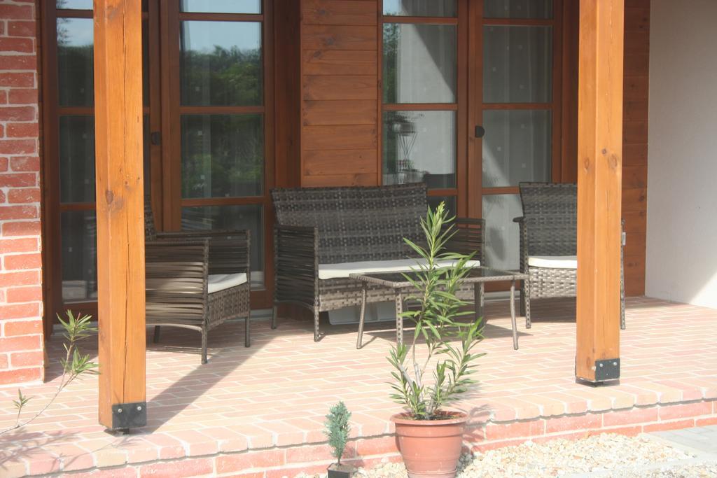 Malomko Apartman 斯拉 外观 照片